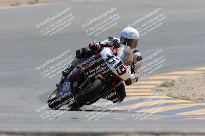 media/Apr-09-2023-SoCal Trackdays (Sun) [[333f347954]]/Turn 10 (115pm)/